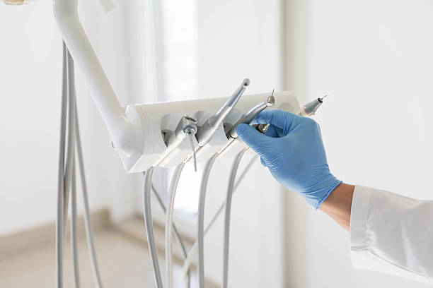 24/7 Emergency Teeth Whitening experts in Niantic, CT